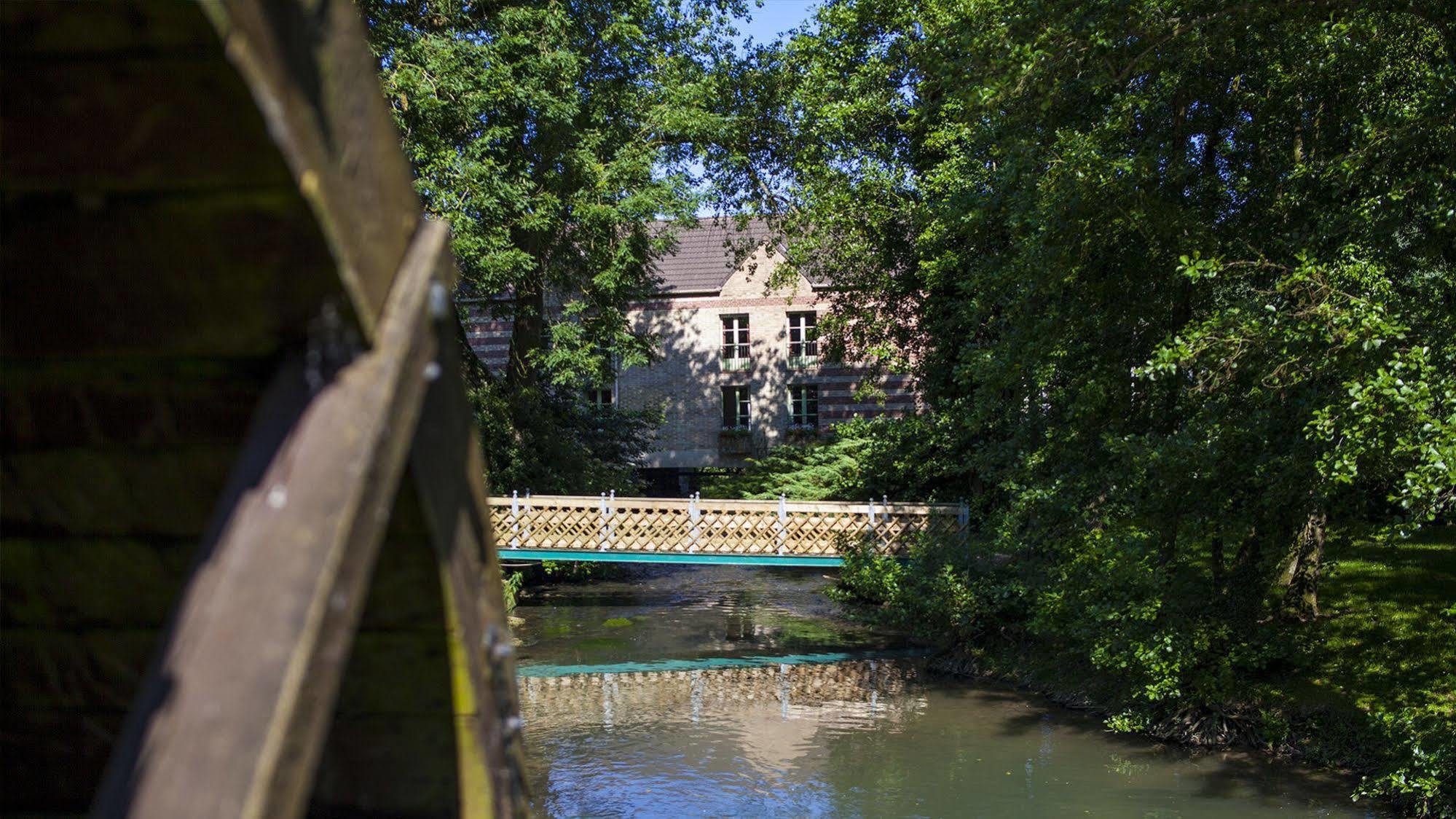 Moulin De Mombreux Hotel Lumbres Exterior photo